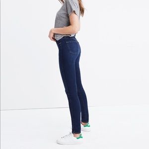 Madewell 10" High-Rise Skinny Jeans in Hayes Wash